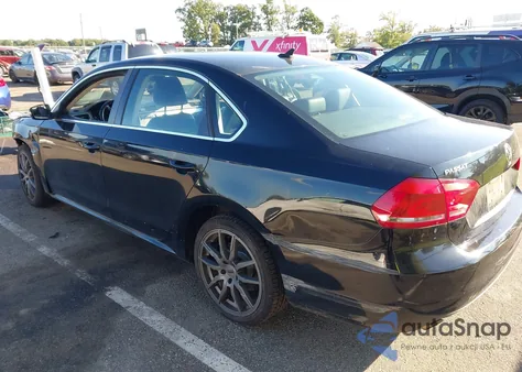2013 Volkswagen Passat 2.5L Se из США, поврежденный, VIN 1VWBP7A34DC026222